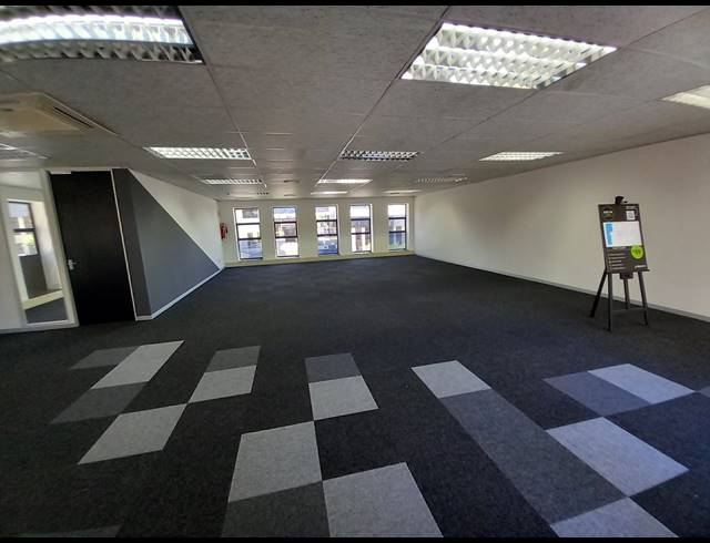 277M² OFFICE TO LET IN HURLINGHAM